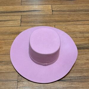 Olive & Pique Wool Hat Wide Brim 100% Wool Light Purple Outdoor City